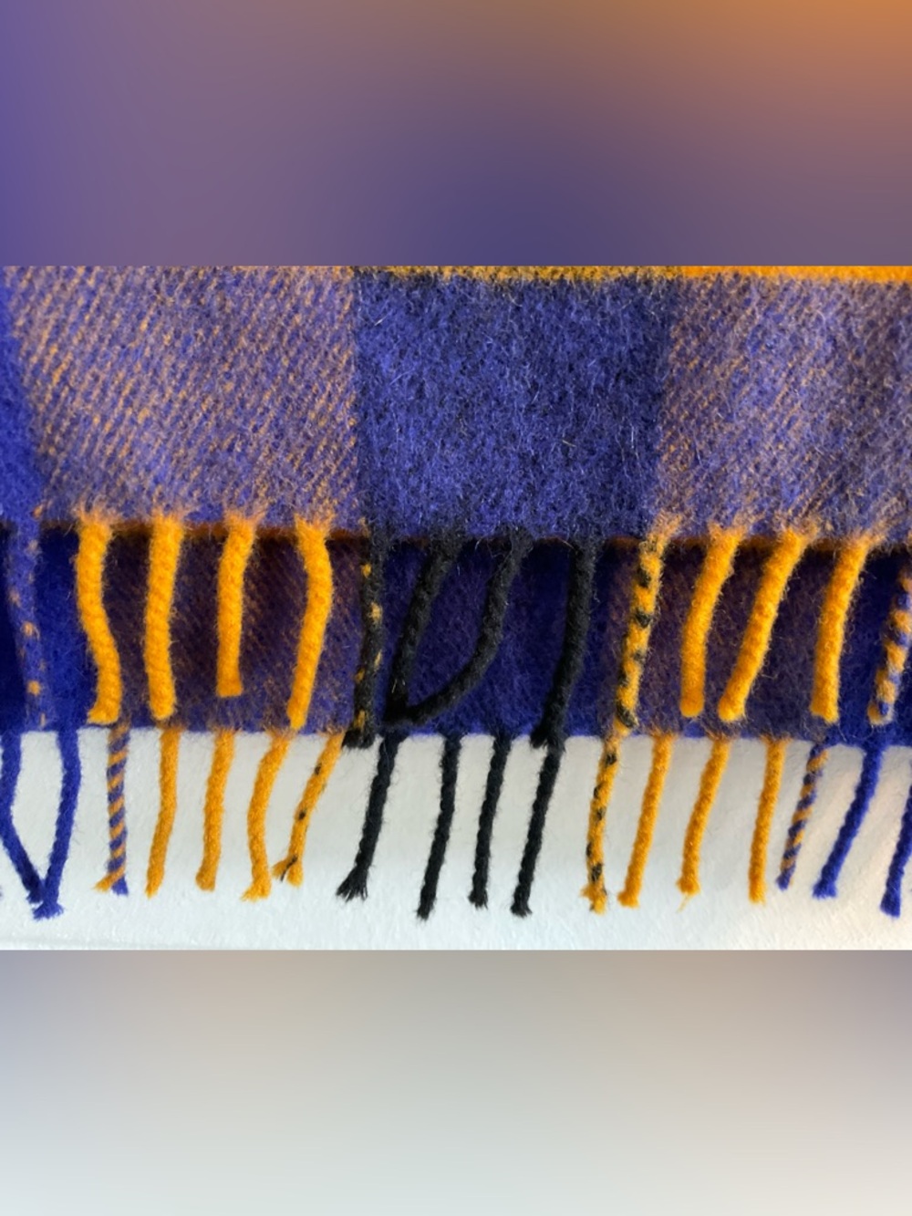VINTAGE United Colors of Benetton Women’s Winter Scarf - Picture 6 of 10